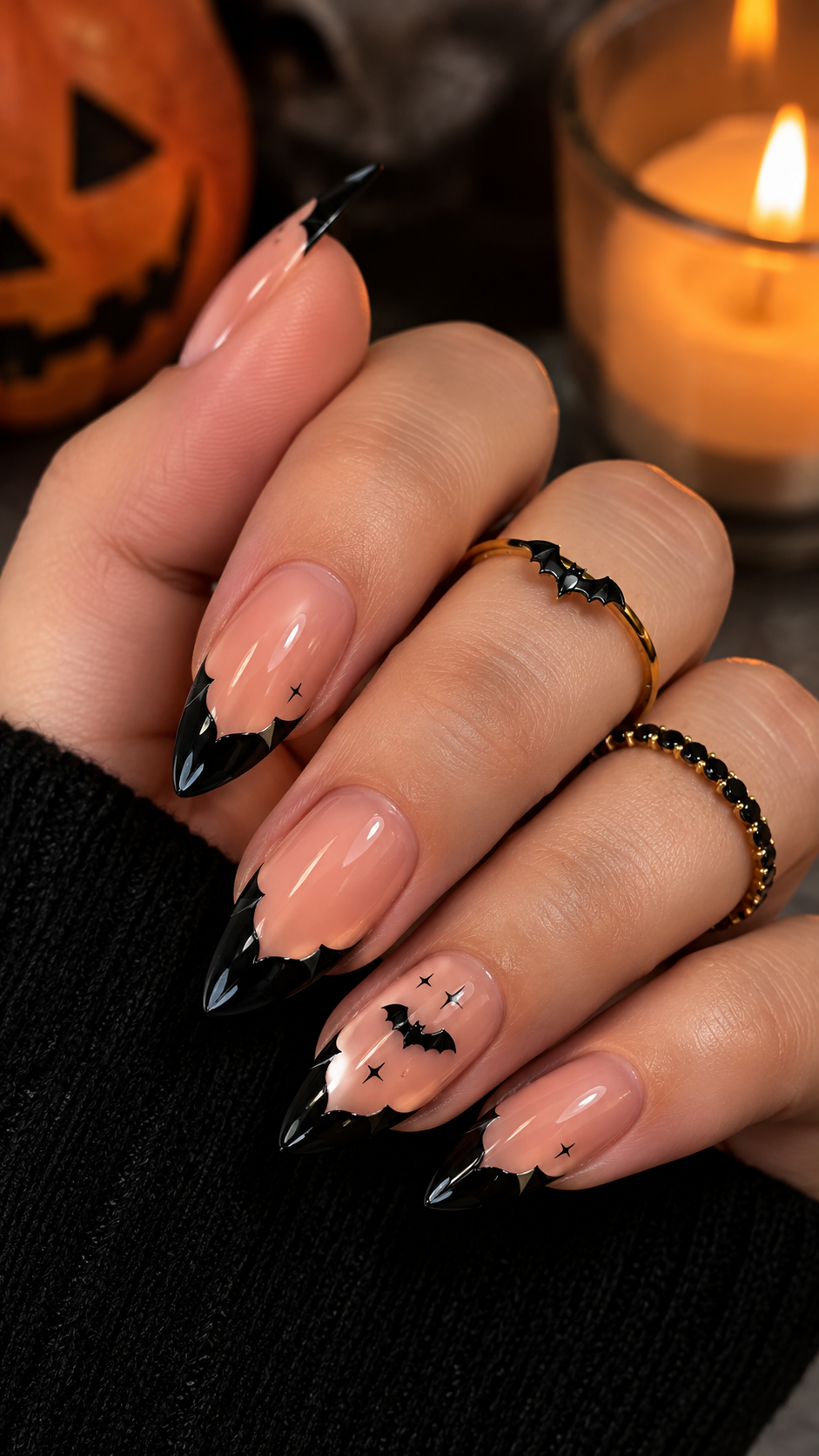 Bat Wing Detail French Tips